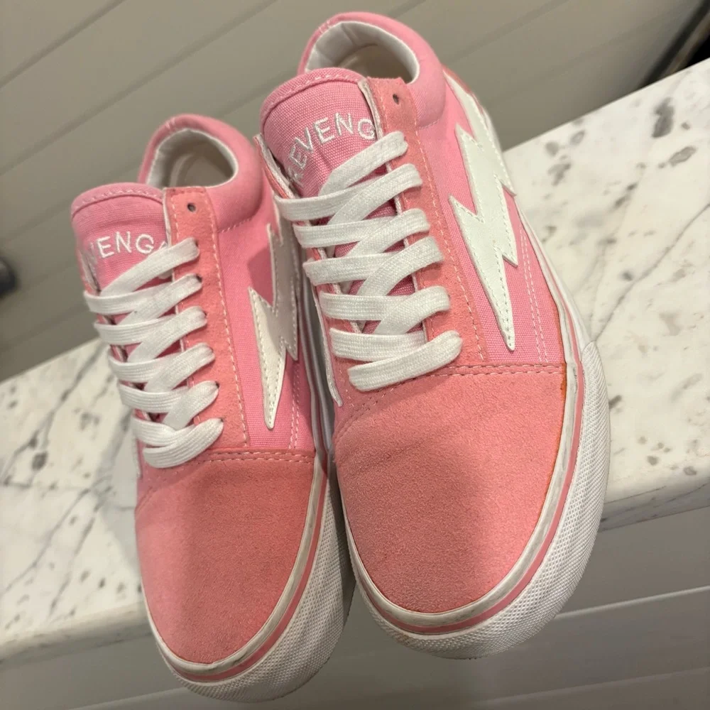 Revenge X Storm Pink Shoes women’s size 5.5
